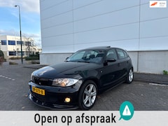 BMW 1-serie - 118i DAK/NAVI/CLIMA/5 DRS/STLVRWMNG/NWE APK
