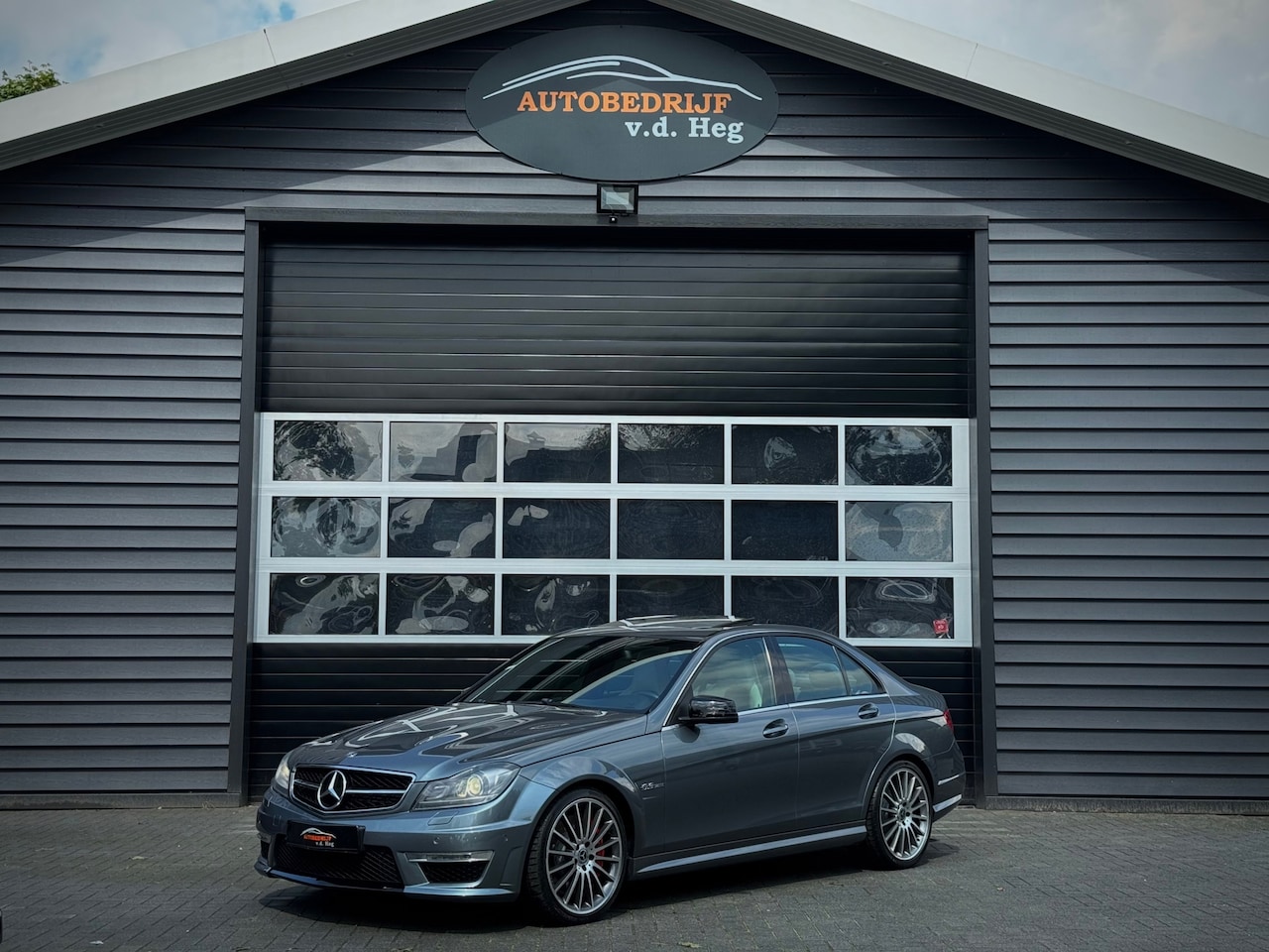 Mercedes-Benz C-klasse - AMG C63 performance package Designo uitgevoerd Zeer Uniek! - AutoWereld.nl