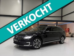 Volkswagen Passat Variant - GTE 2016 Navi Pano VirtualCockpit Camera Nap Keyless Carplay ACC DealerOH Leder Led PDC V+