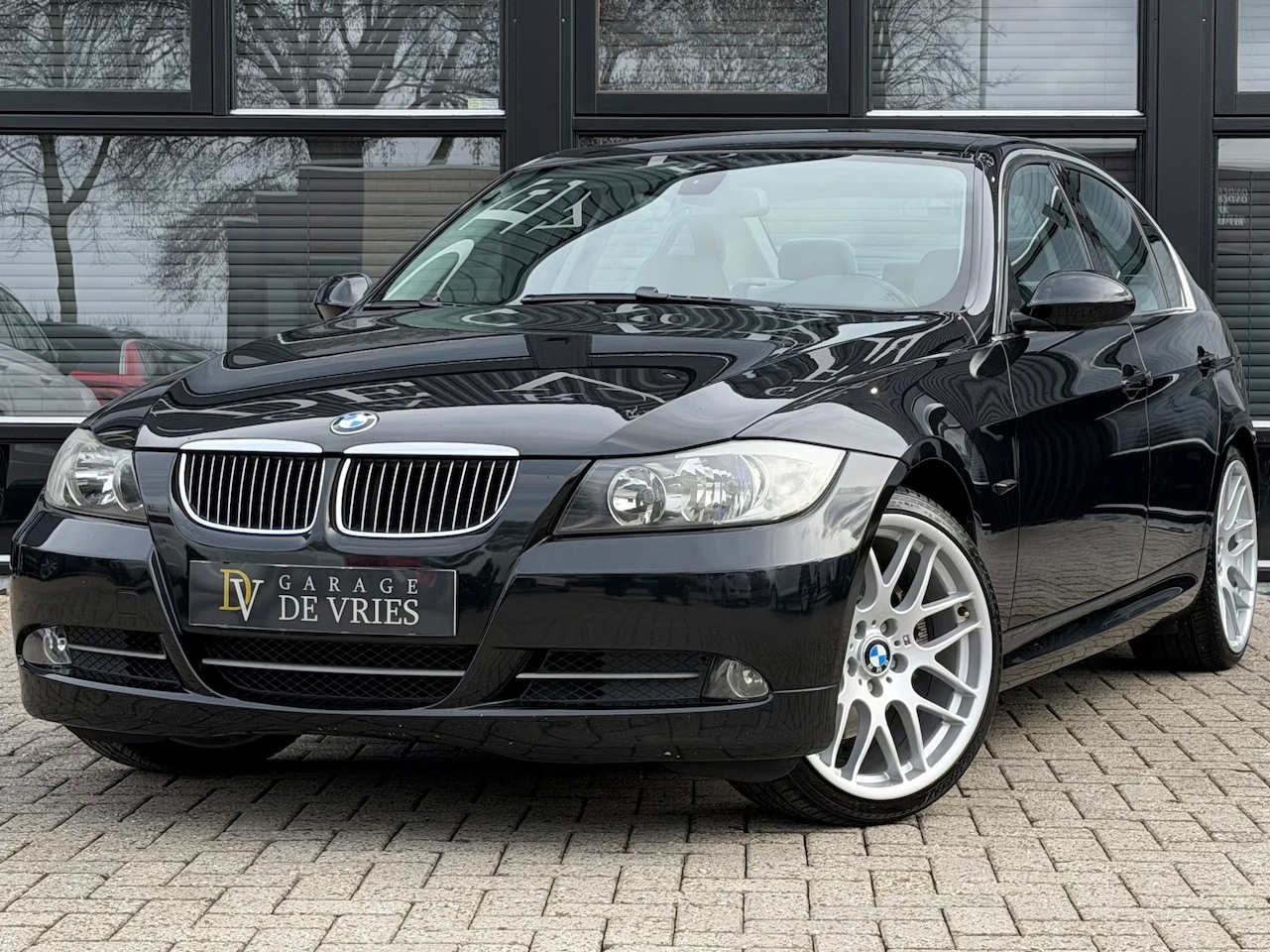 BMW 3-serie - 330i High Executive M Sport 19 Inch Orig NL NAP - AutoWereld.nl