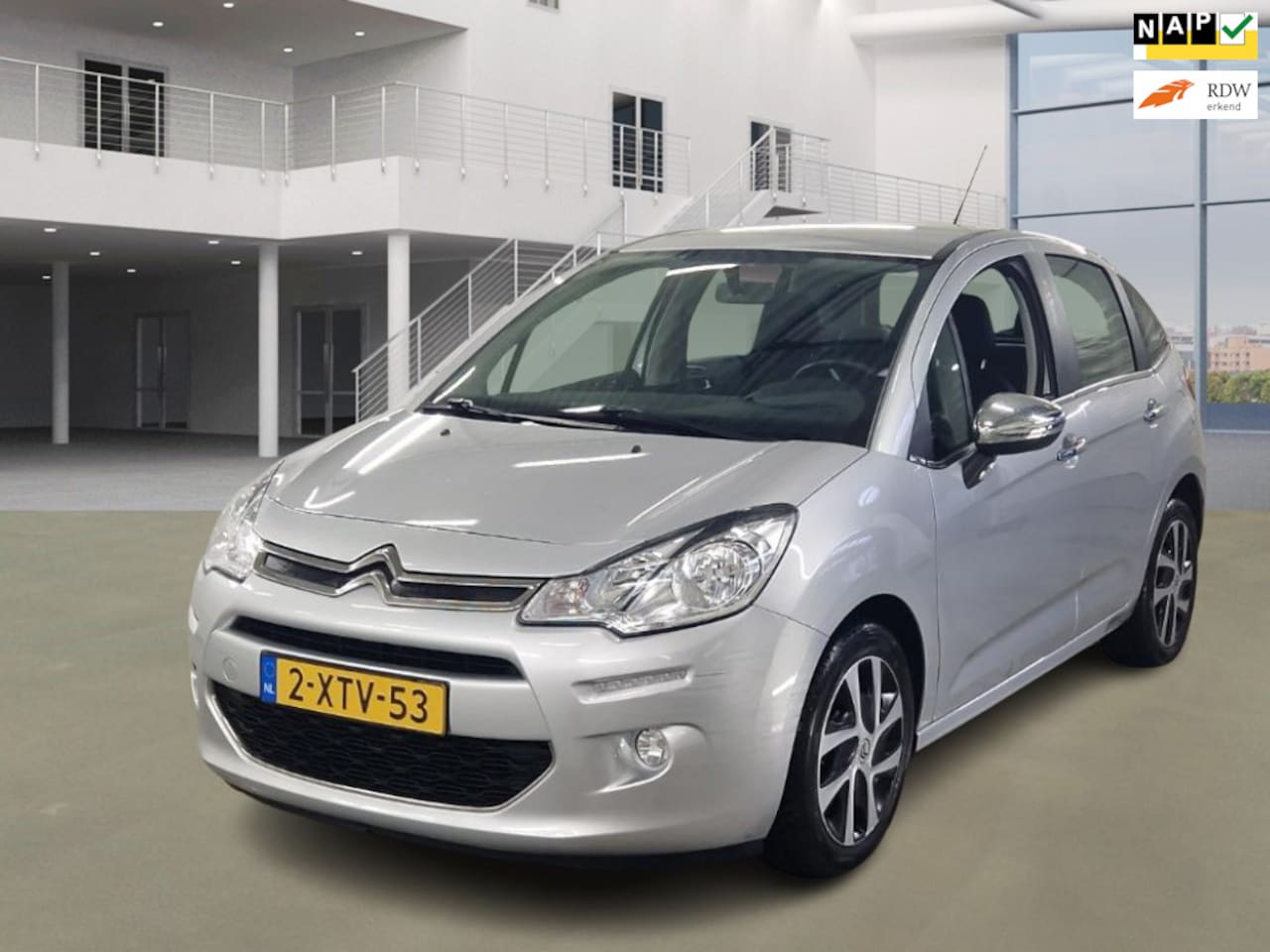Citroën C3 - 1.0 PureTech Collection|UNIEKE KM STAND MET NAP - AutoWereld.nl