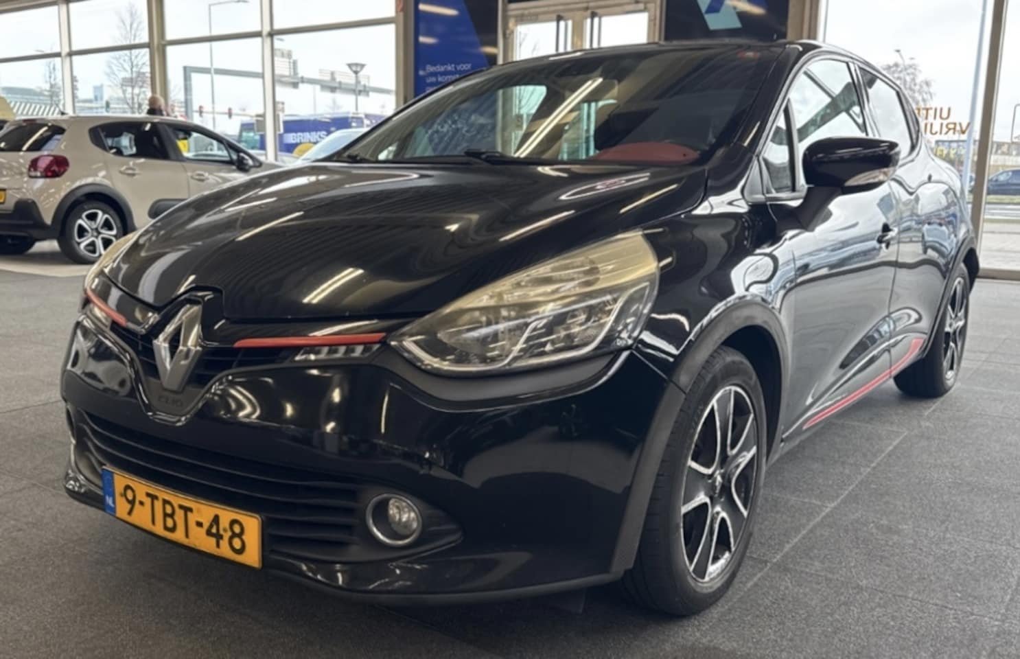 Renault Clio - 1.5 dCi 90PK Dynamique Clima R-Link KeyLess PDC - AutoWereld.nl