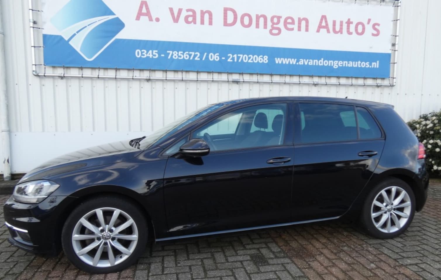 Volkswagen Golf - 1.5 TSI HIGHLINE DSG,Navi,Camera,ACC,Stoelverw - AutoWereld.nl