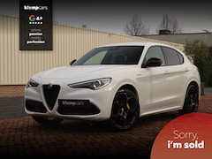 Alfa Romeo Stelvio - 2.0 T AWD Veloce|BTW-auto |Trekhk|21"|Ad.Suspention| Giallo|All BLACK|Ti-dif