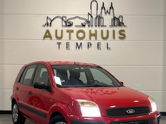 Ford Fusion - 1.6-16V Trend Automaat Nap Airco Trekhaak 5Deurs Isofix