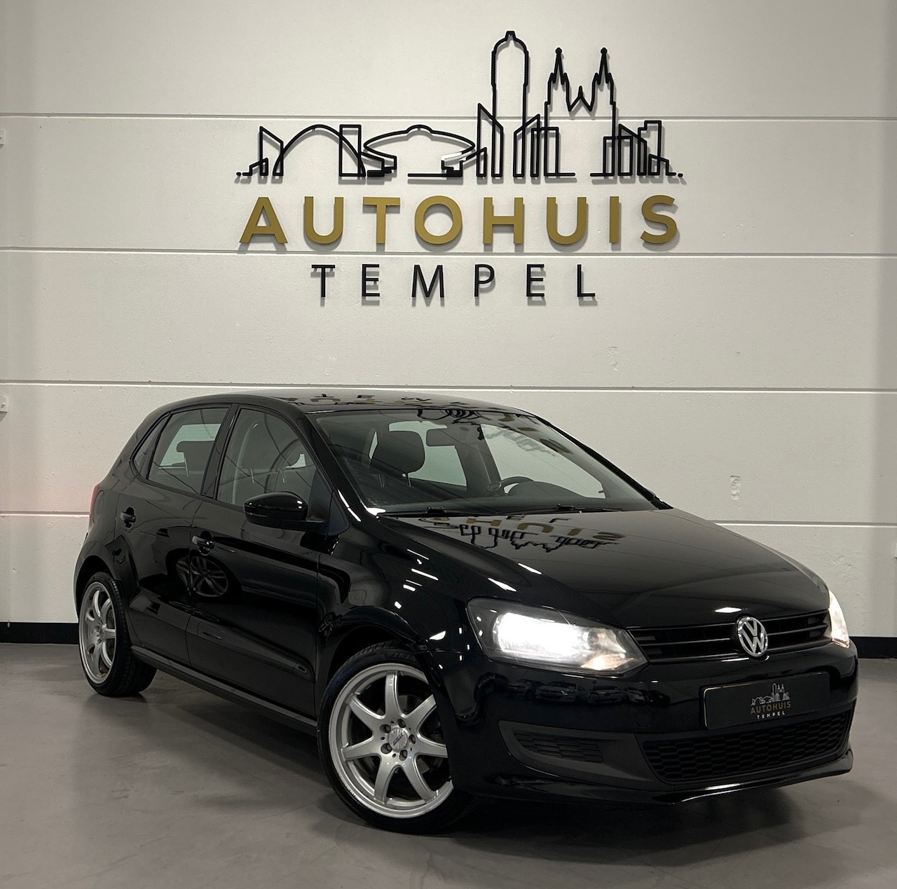 Volkswagen Polo - 1.2 Easyline Nap Airco 5Deurs Nieuwe Ketting Isofix Lm Velgen - AutoWereld.nl