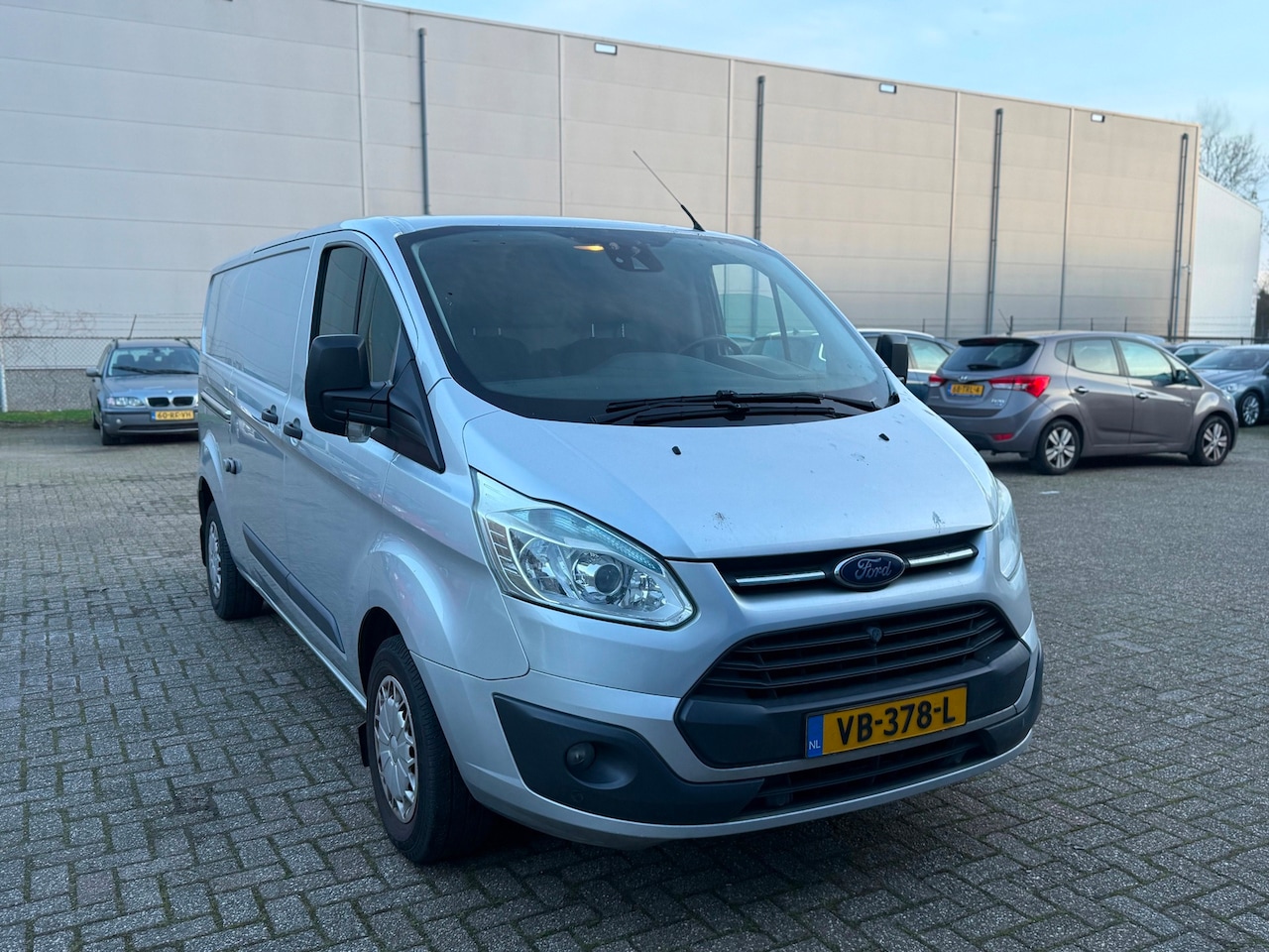 Ford Transit Custom - 290 2.2 TDCI 3P L2H1 LANG (bj 2013) NAVI|AIRCO|CAMERA| - AutoWereld.nl