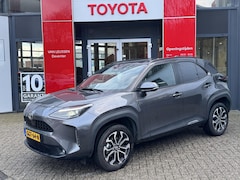 Toyota Yaris Cross - 1.5 HYBRID 130 FIRST-EDITION STOEL/STUURVERWARMING 17"LM-VELGEN KEYLESS PRIVACY-GLASS LED