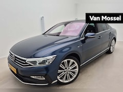 Volkswagen Passat - 1.5 TSI R-Line | 150 PK | Automaat | Leder | Trekhaak | Digital Cockpit PRO | Navigatie PR