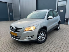 Volkswagen Tiguan - 2.0 TSI Comfort&Design 4Motion