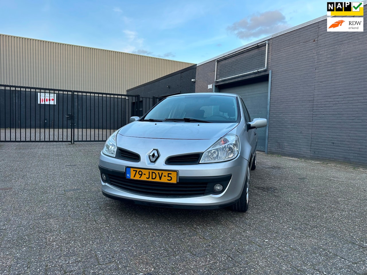 Renault Clio - 1.2-16V Collection Airco Cruise Elek. Pakket LM-Wielen APK NAP. - AutoWereld.nl