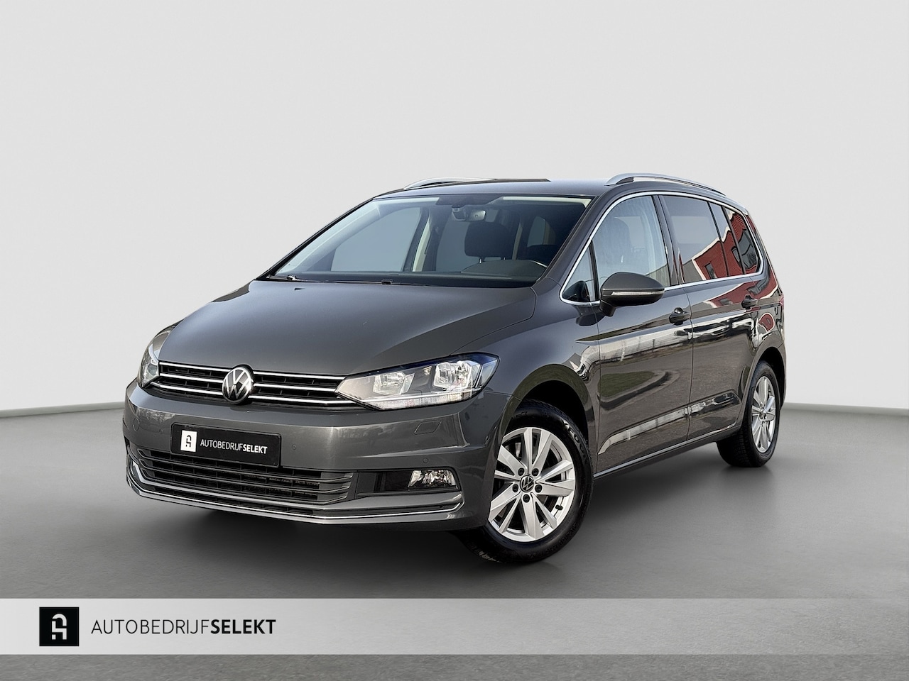 Volkswagen Touran - 1.4 TSI Comfortline 7 persoons | Massage | Carplay | Dealer onderhouden | Stoel + stuur ve - AutoWereld.nl