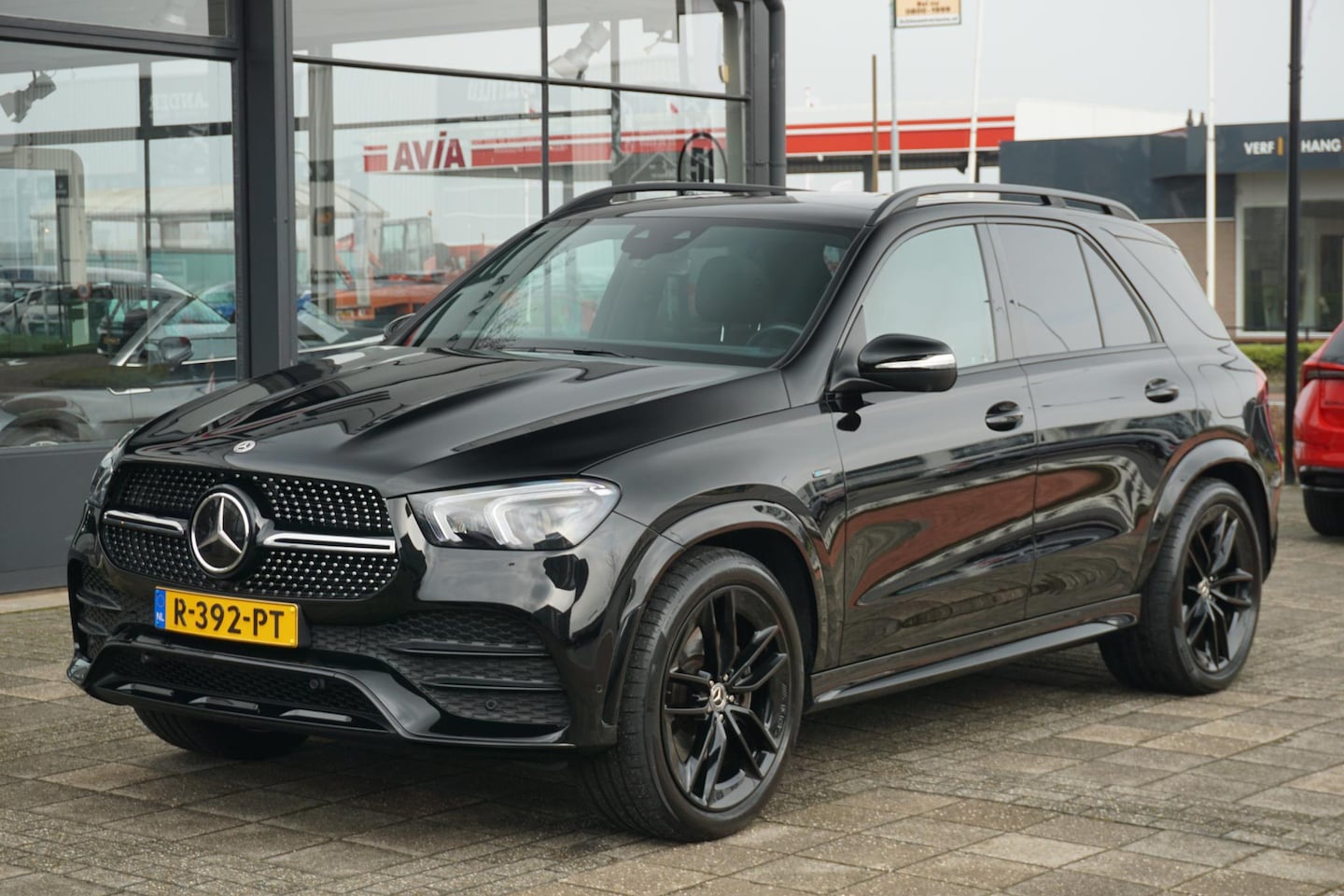Mercedes-Benz GLE-Klasse - 350 e 4MATIC Premium | AMG Pakket | PANO | Luchtvering | Trekhaak | ACC - AutoWereld.nl