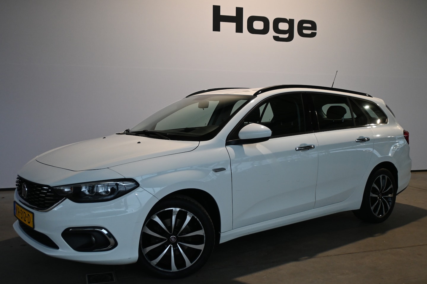 Fiat Tipo Stationwagon - 1.3 MultiJet 16v Pop Clima Cruise Control LED Goed Onderhouden! Inruil Mogelijk! - AutoWereld.nl