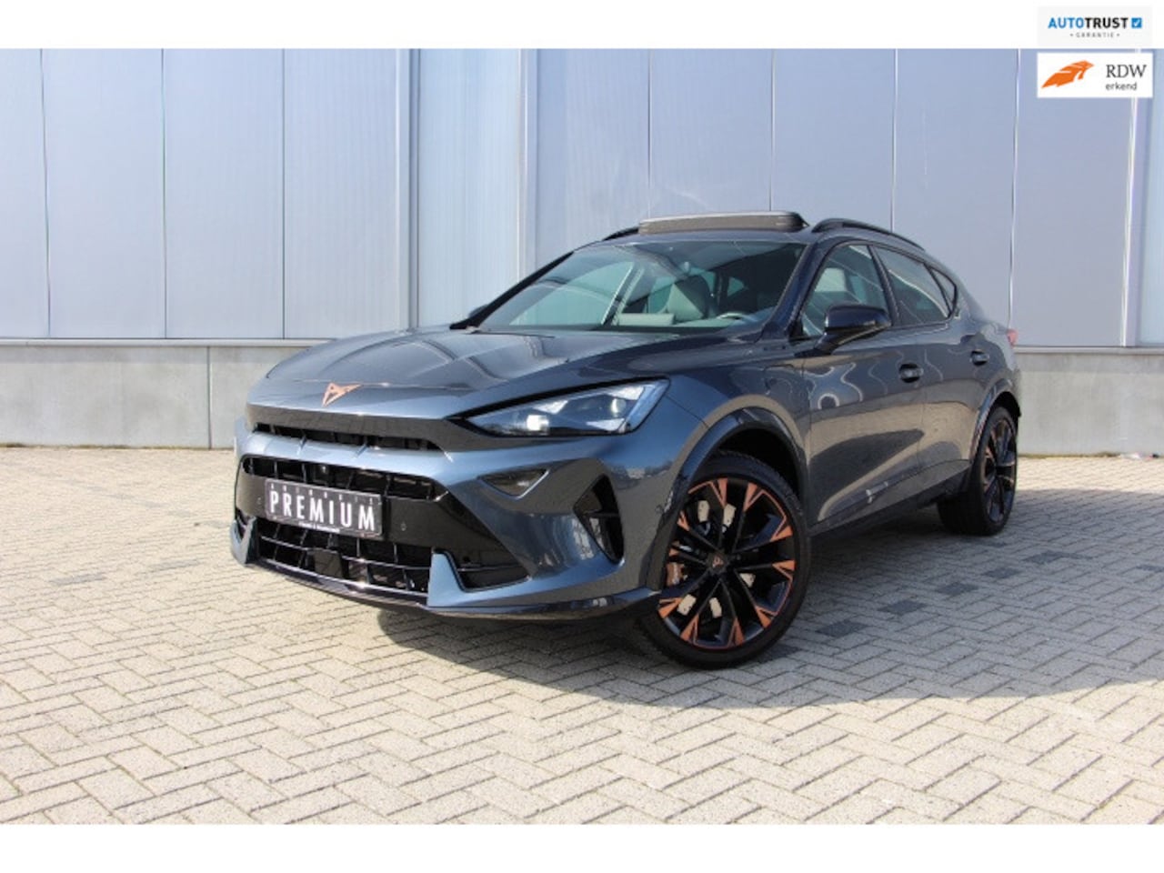 CUPRA Formentor - 1.5 TSI e-Hybrid 272PK VZ PANO Schaal Stoel 360 Cam - AutoWereld.nl