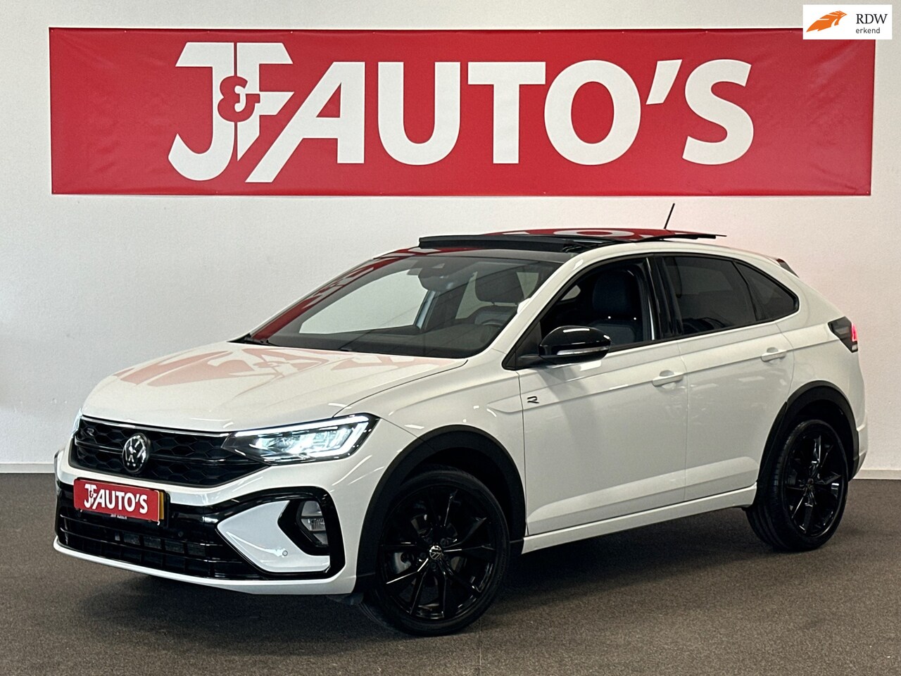 Volkswagen Taigo - 1.0 TSI R-Line 1.0 TSI R-LINE, PANORAMADAK, LED, CRUISE - AutoWereld.nl