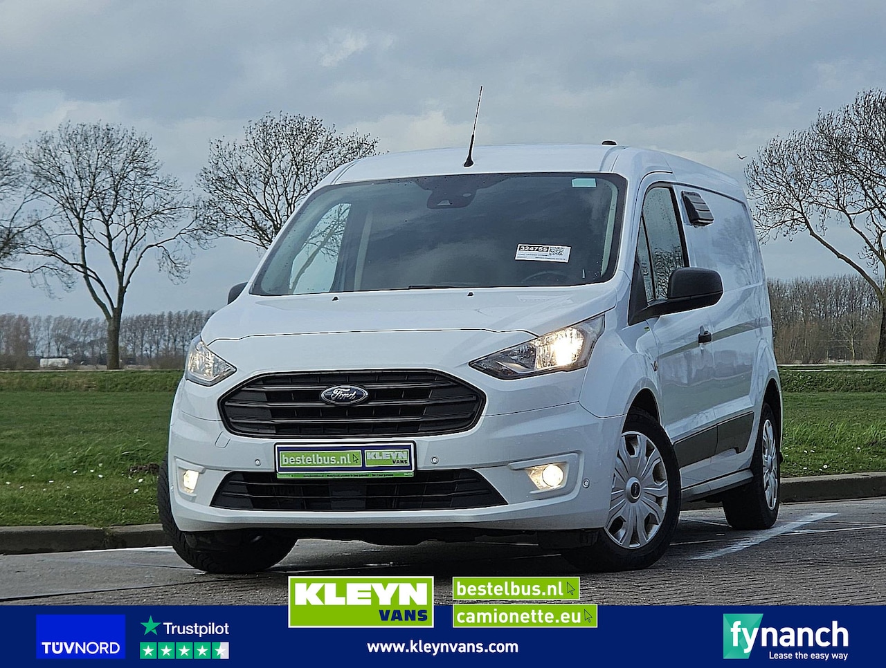 Ford Transit Connect - L2 Navi Trekhaak - AutoWereld.nl