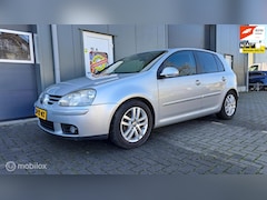 Volkswagen Golf - 2.0 FSI Sportline Business