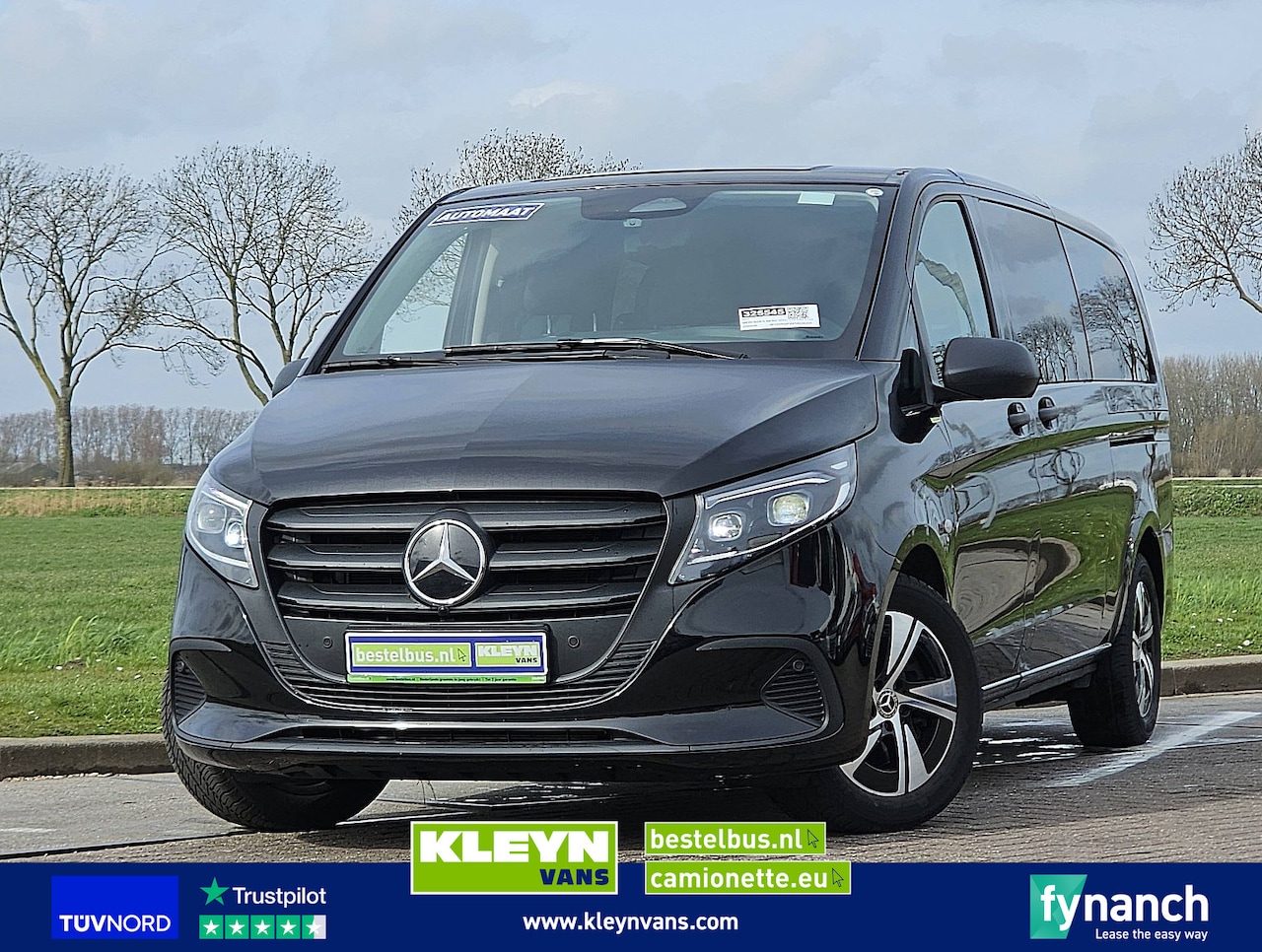 Mercedes-Benz Vito Tourer - 114 CDI L3 XL 9-Persoons LED - AutoWereld.nl