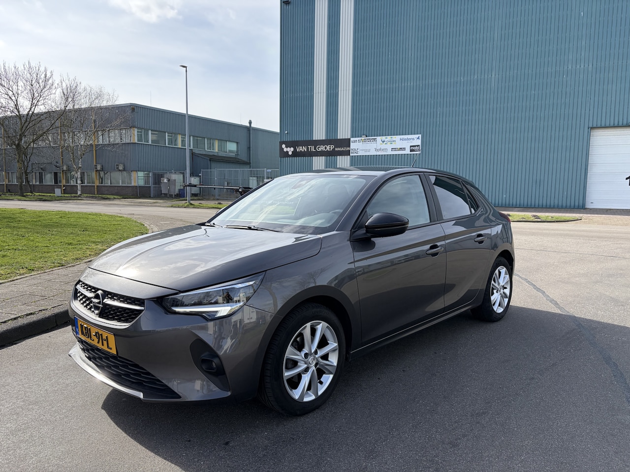 Opel Corsa - 1.2i Edition 5-Deurs 75 PK. Mooie en als nieuw rijdende auto !!! - AutoWereld.nl