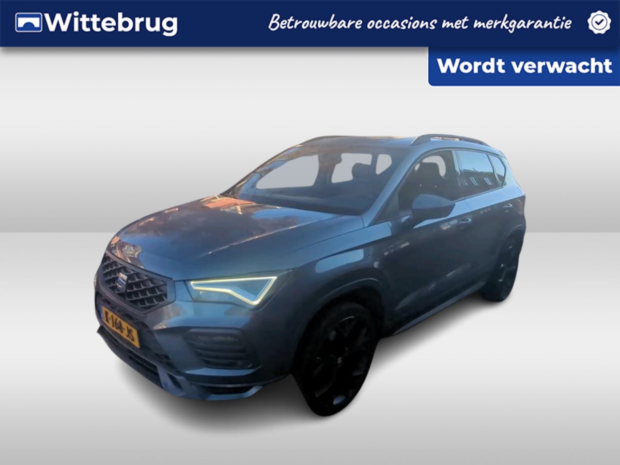 SEAT Ateca - 1.5 TSI FR 150pk Business Intense DSG Automaat / Navigatie / LM 19 inch / Full LED / Camer - AutoWereld.nl