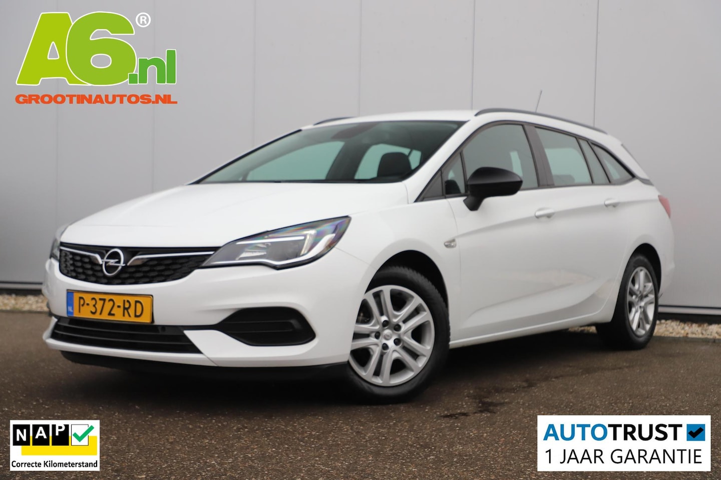 Opel Astra Sports Tourer - 1.2 Edition 110PK Carplay Android Navigatie Airco Cruise Control Bluetooth - AutoWereld.nl