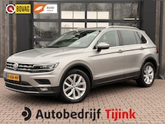 Volkswagen Tiguan - 2.0 TSI 4MOTION Highline | Automaat | Pano | LED | Navi | App-connect | Camera | All-seaso