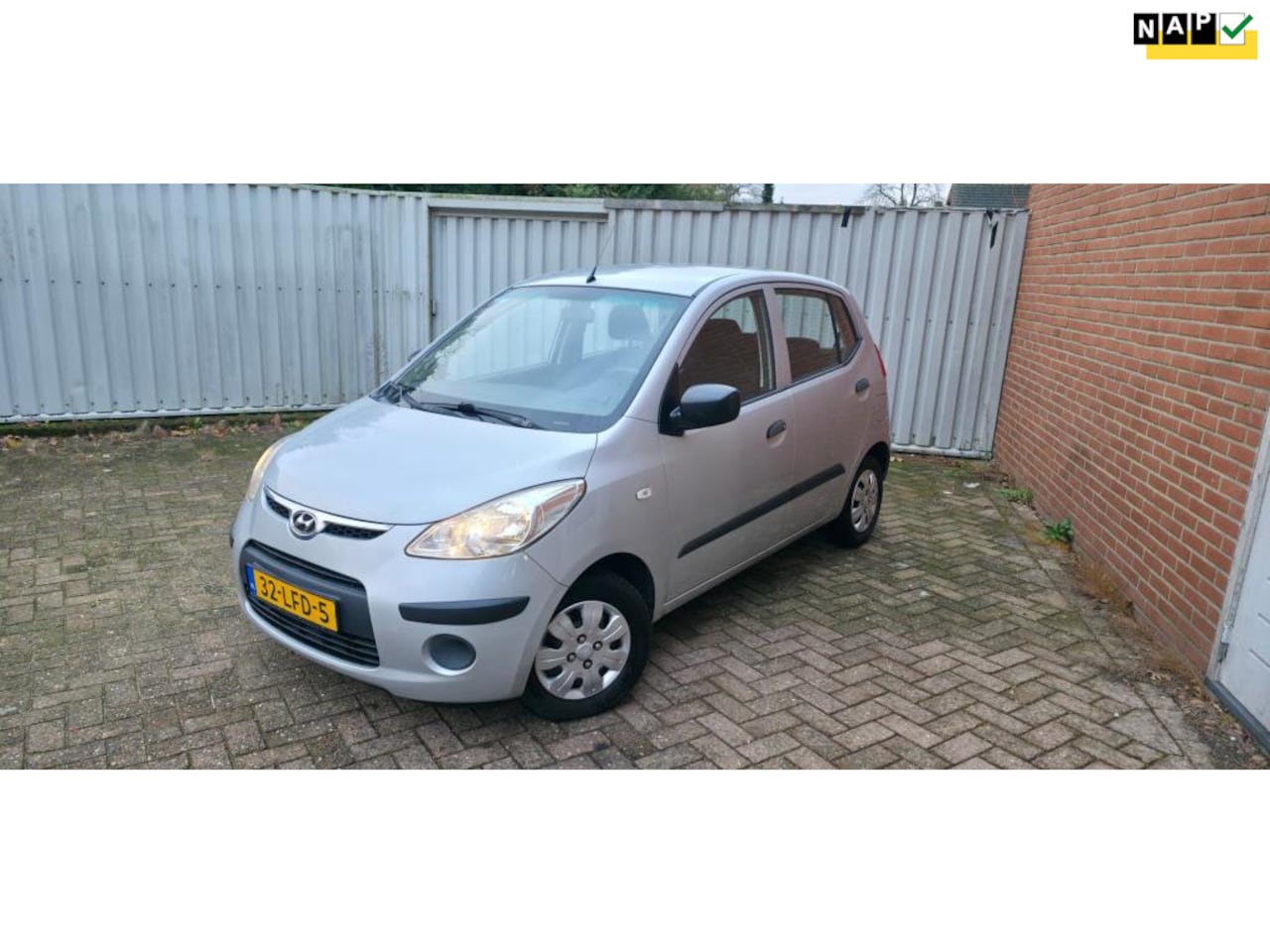 Hyundai i10 - 1.1 Active 1.1 Active Nieuwe APK - AutoWereld.nl