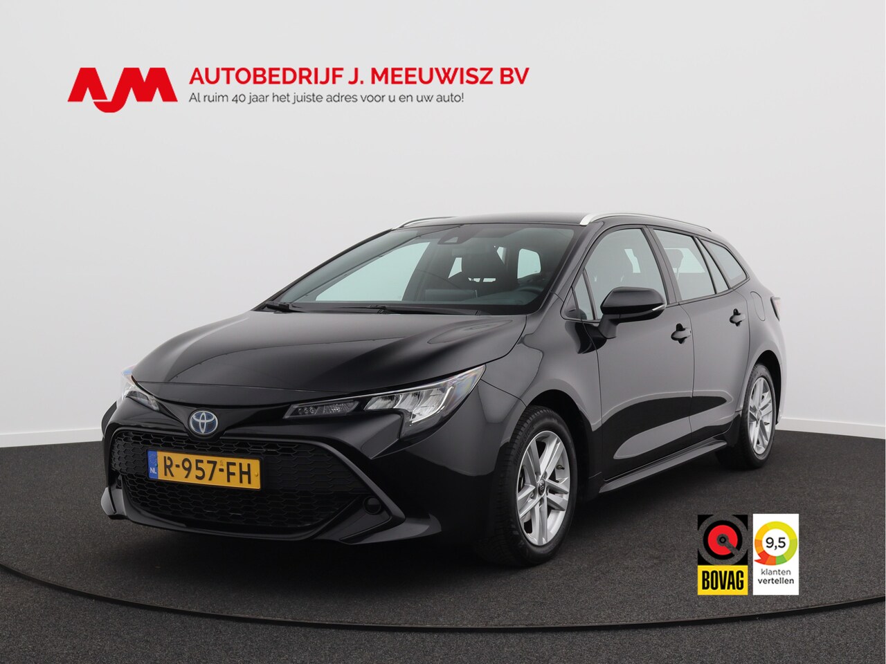 Toyota Corolla Touring Sports - 1.8 Hybrid Active/ unieke km/ zeer mooi! - AutoWereld.nl