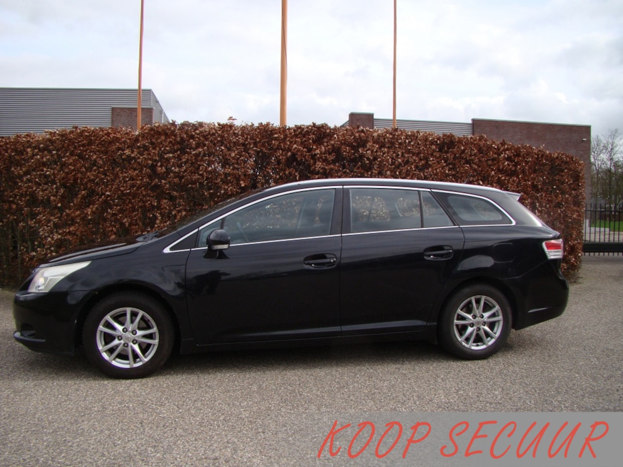 Toyota Avensis Wagon - 1.8 VVTi Business 1.8 VVTi Business - AutoWereld.nl