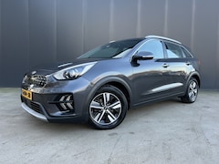 Kia Niro - 1.6 GDi Hybrid DynamicLine 1e EIGENAAR HALF LEER CAMERA ADAP CRUISE NAVI ECC