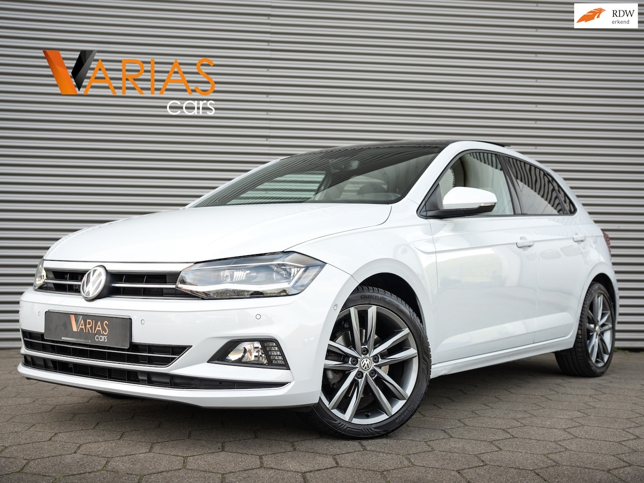 Volkswagen Polo - 1.0 TSI Highline Pano Beats Camera Keyless VOL! - AutoWereld.nl