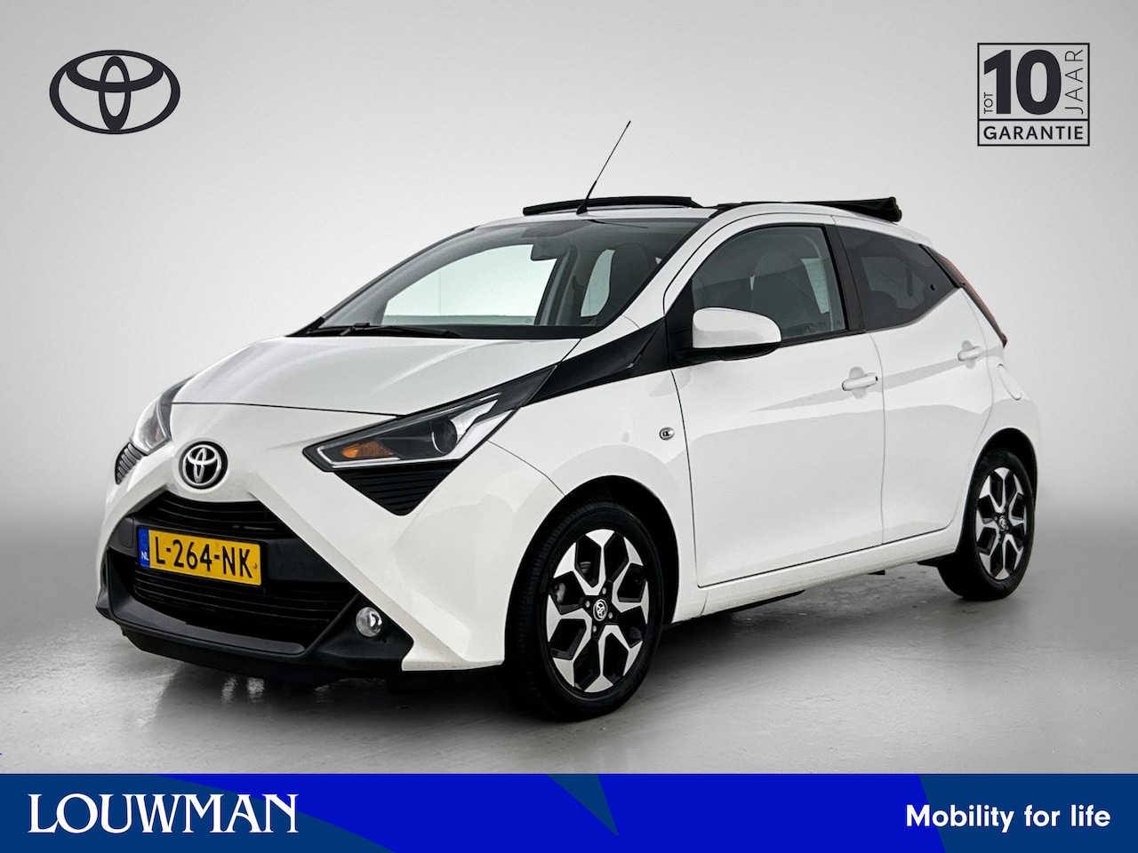 Toyota Aygo - 1.0 VVT-i x-joy cabrio | 1e Eigenaar | NIEUW GELEVERD & ONDERHOUDEN | Apple Carplay / Andr - AutoWereld.nl