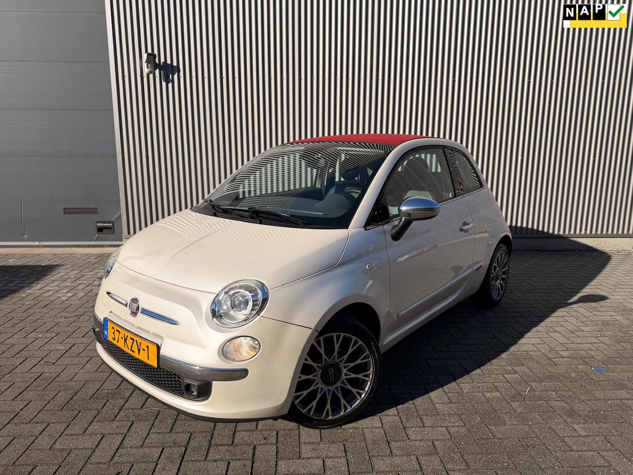 Fiat 500 C - 1.2 Rock Automaat|Cabrio|Leer|Climate control| - AutoWereld.nl