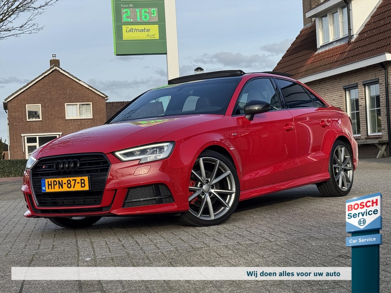 Audi A3 Limousine - 2.0 TFSI Quattro / S3 Uitgevoerd / Pano / Schaalstoelen / Virtual Cockpit / Maxton / Keyle - AutoWereld.nl