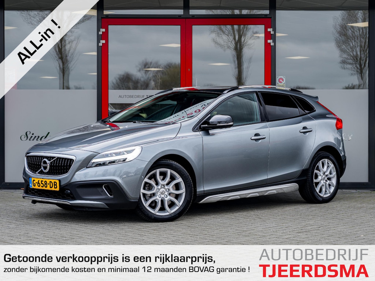 Volvo V40 Cross Country - 1.5 T3 Polar+ Luxury | Trekhaak | Harman & Kardon | Panoramadak | Stoelverwarming | Camera - AutoWereld.nl
