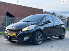Peugeot 208 - 1.2 VTi Allure 5DR*Navigatie*Panoramadak*Stoelverwarming*Cruise*Clima*LM velgen*Parkeersen