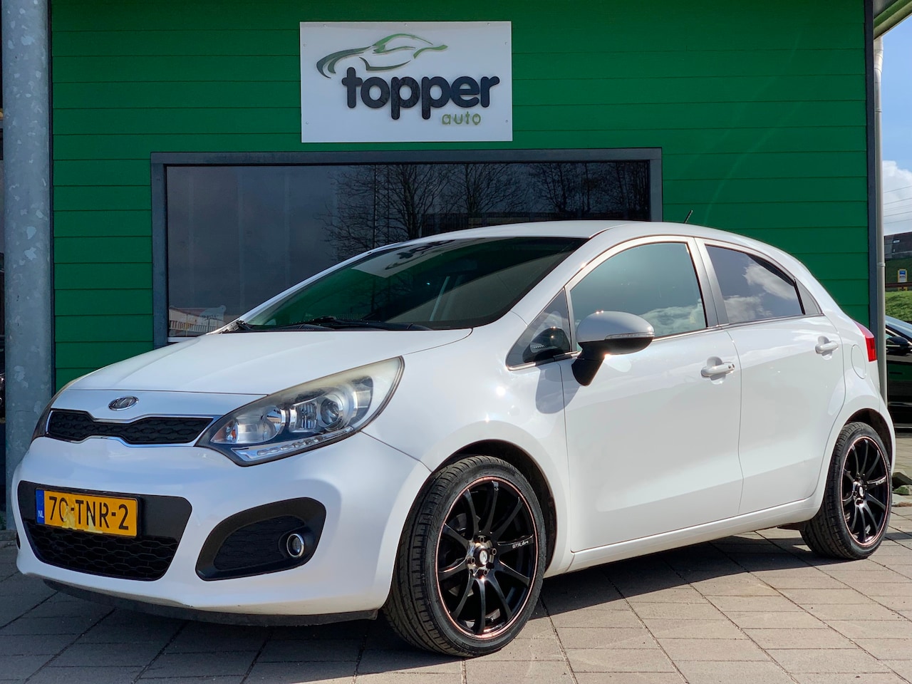 Kia Rio - 1.2 CVVT Super Pack|2e Eigenaar|LED|Keyless|Cruise| - AutoWereld.nl