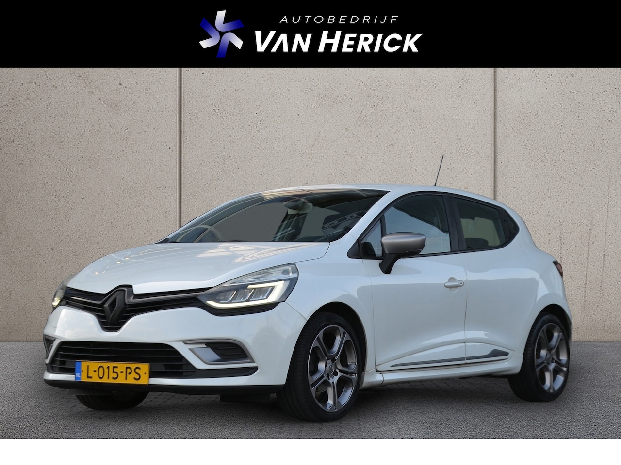 Renault Clio - 1.2 TCe 118PK GT Line | Navigatie | Sportstoelen | Cruise Control - AutoWereld.nl