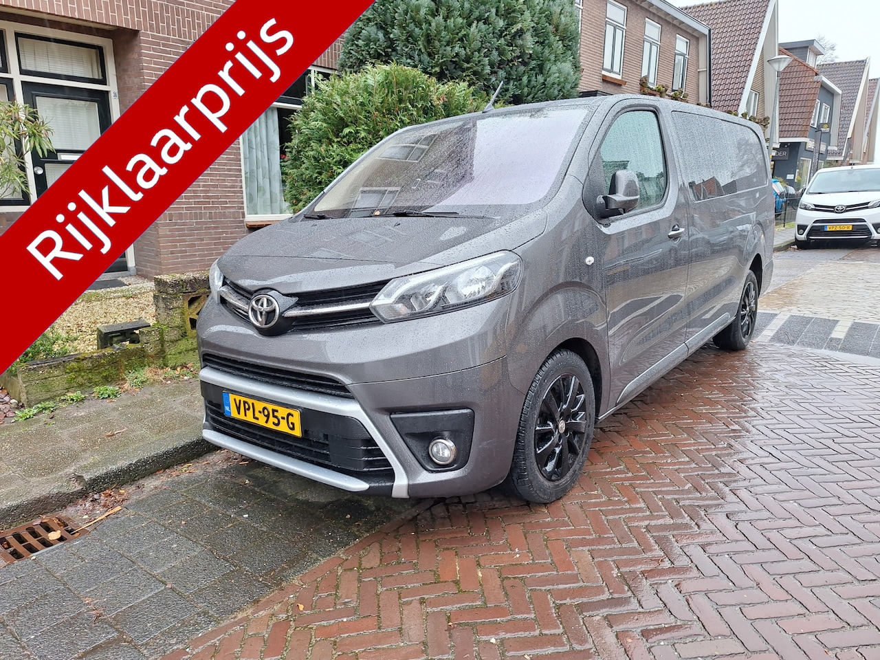 Toyota ProAce Worker - 2.0 D-4D Professional Dubbel Cabine Automaat 177 PK - AutoWereld.nl