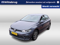 Volkswagen Polo - 1.0 TSI Life / App connect / Camera / Lichtmetaal 15 inch / Parkeersensoren V+A /
