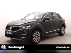 Volkswagen T-Roc - 1.5 TSI Sport | Automaat | Adaptive cruise | Stuur & Stoelverwarming | CarPlay | Camera |