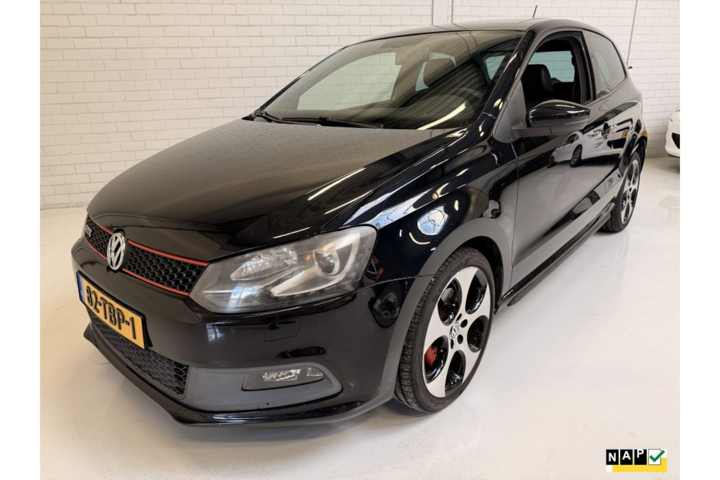 Volkswagen Polo - 1.4 TSI GTI DSG | 1e eigenaar | Panodak | Clima | Leer | - AutoWereld.nl