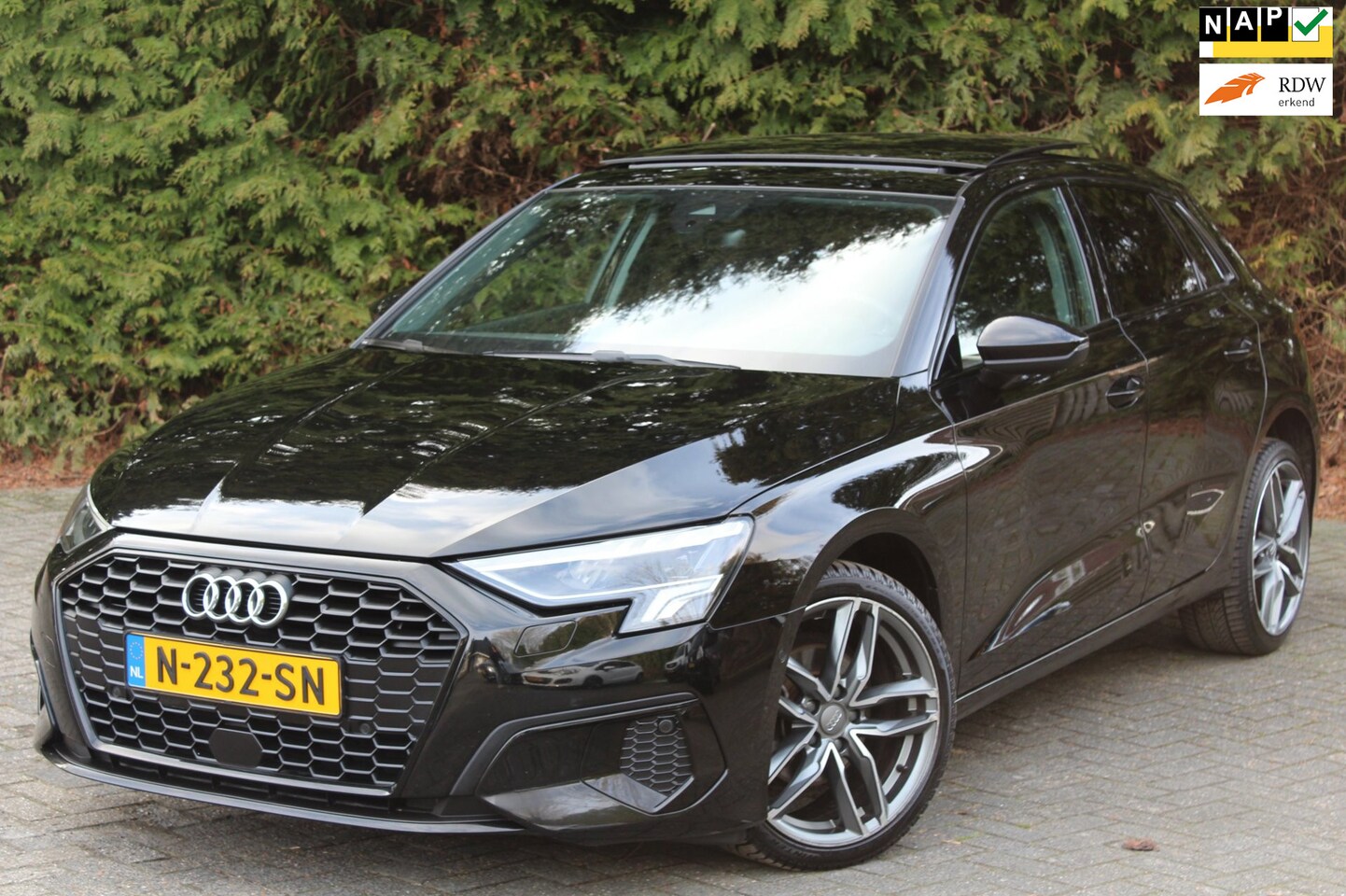 Audi A3 Sportback - 30 TFSI Advanced edition 110PK Automaat | Panoramadak | Apple/Android Carplay | Stoelverwa - AutoWereld.nl