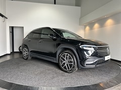 Mercedes-Benz EQA - 250 AMG Line 67 kWh | Panorama schuif/kanteldak | Stoelverwarming | Camera 360 | Nachtpakk