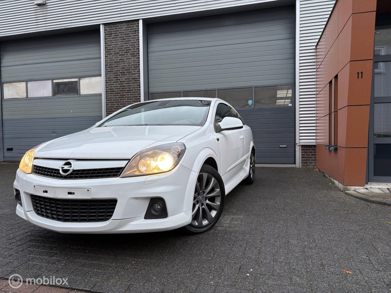 Opel Astra GTC - AutoWereld.nl