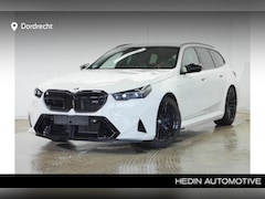 BMW 5-serie Touring - M5 Touring | Trekhaak | Ventilatie | CoPilot | Bowers & Wilkins | M Driver's Package