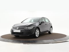 Volkswagen Golf - 1.0 TSI 110pk Life · Apple/Android Car Play · P-Sensoren · Draadloos Opladen · DAB · 16''