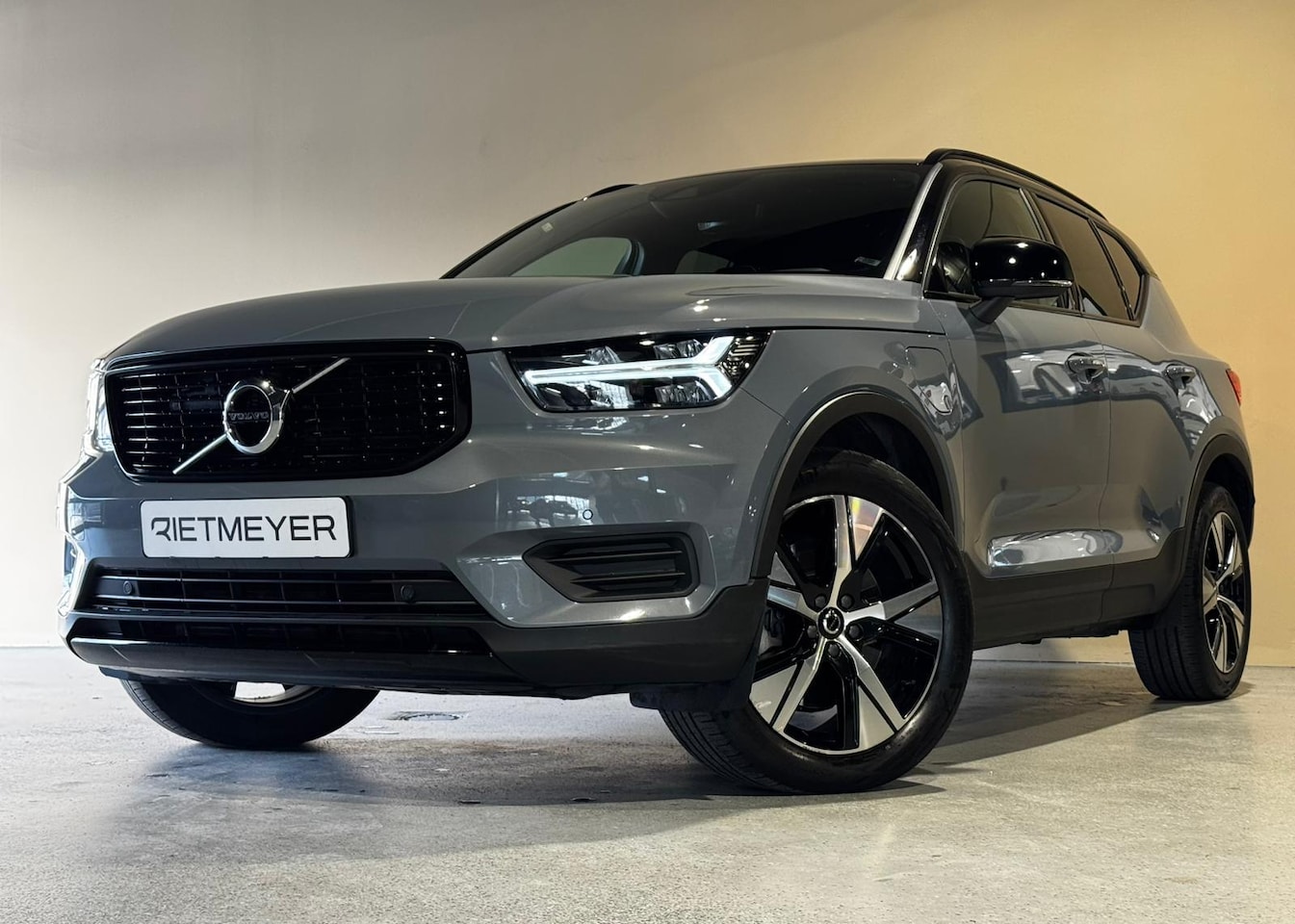 Volvo XC40 - 1.5 T5 Recharge R-Design 1.5 T5 Recharge R-Design - AutoWereld.nl