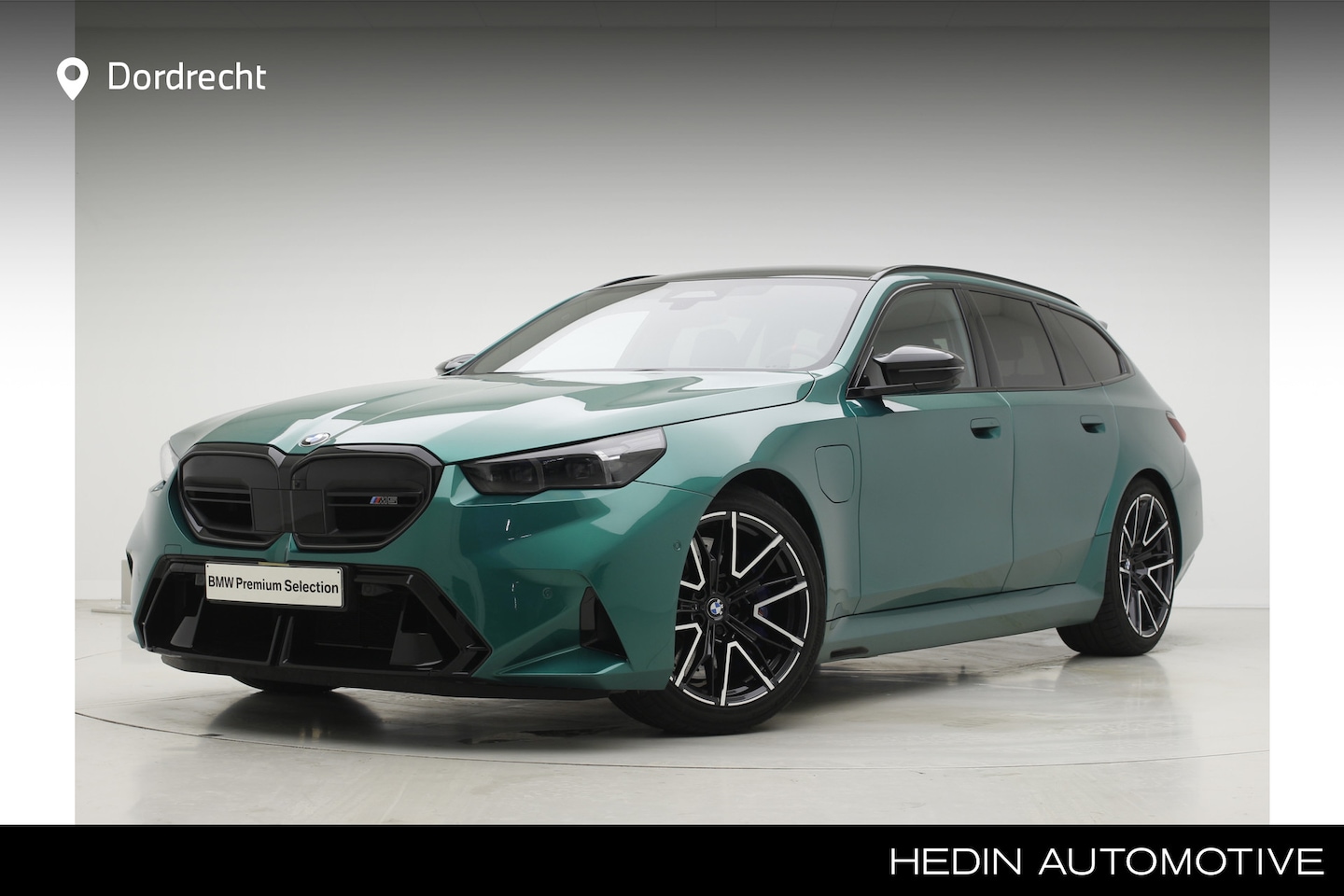 BMW 5-serie Touring - M5 | CoPilot | Trekhaak | Ventilatie | M Drive Professional | Bowers & Wilkins Surround So - AutoWereld.nl